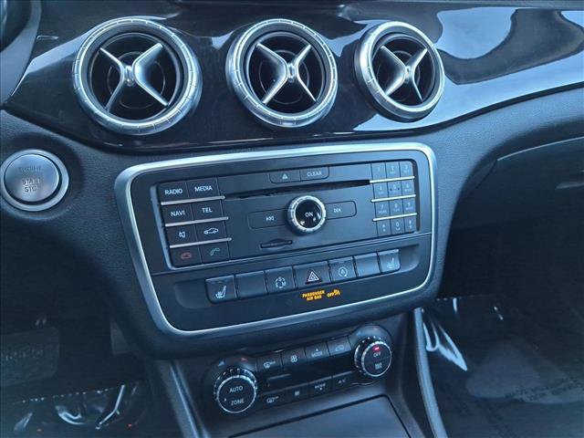 Used 2015 Mercedes-Benz CLA 250 image 14