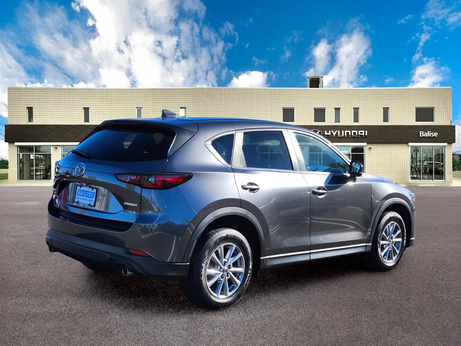 Used 2023 MAZDA CX-5 AWD 2.5 S w/ Select Package image 3