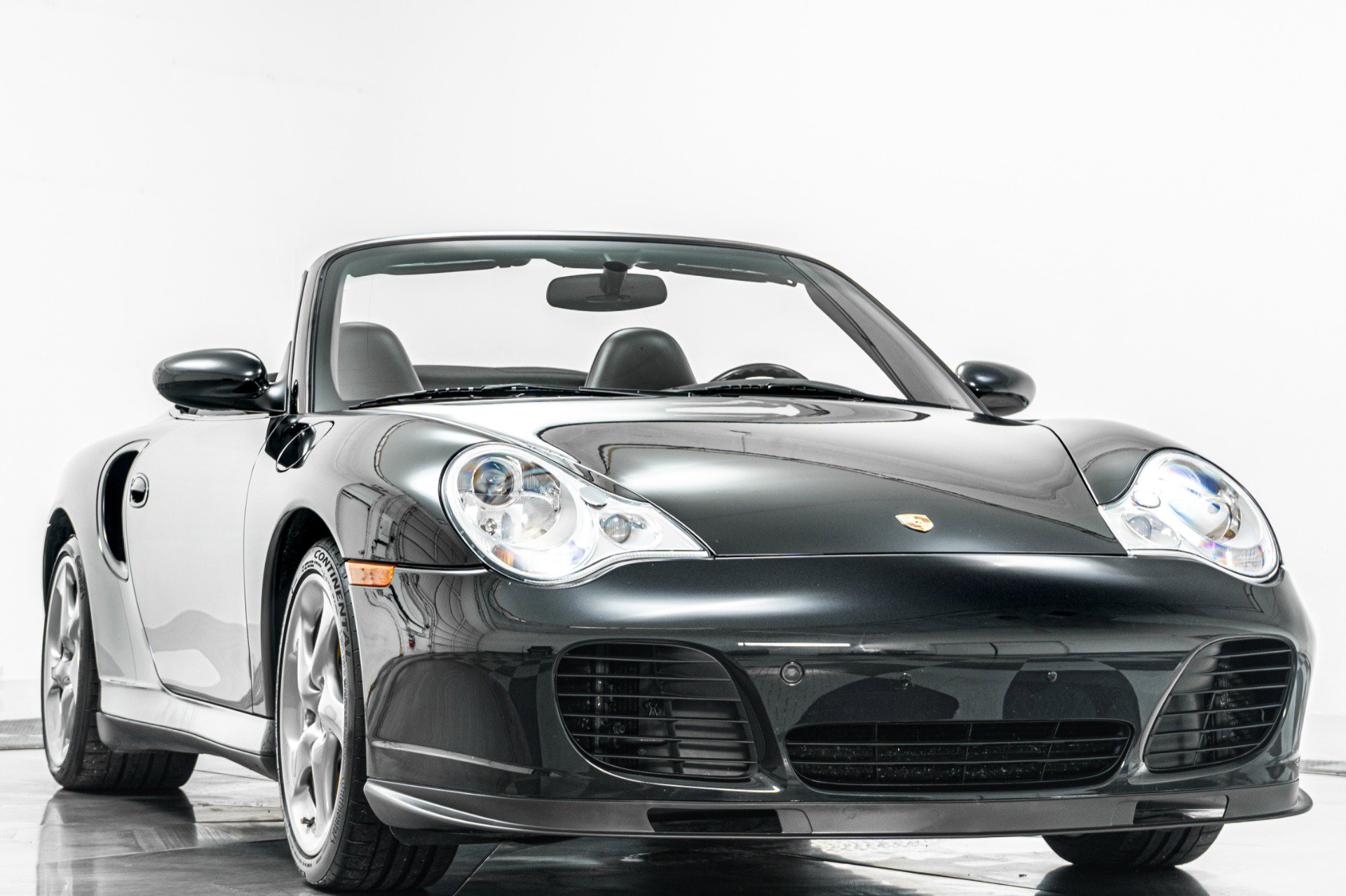 Used 2005 Porsche 911 Turbo AWD/4WD image 3