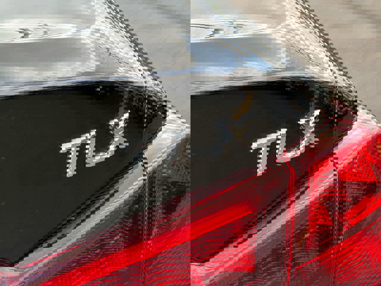 Used 2017 Acura TLX V6 w/ Technology Package image 19