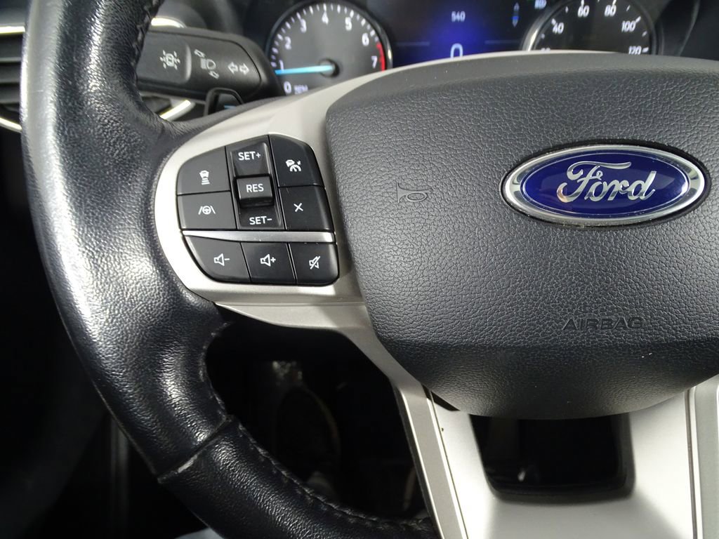 Used 2021 Ford Explorer XLT w/ Equipment Group 202A image 27