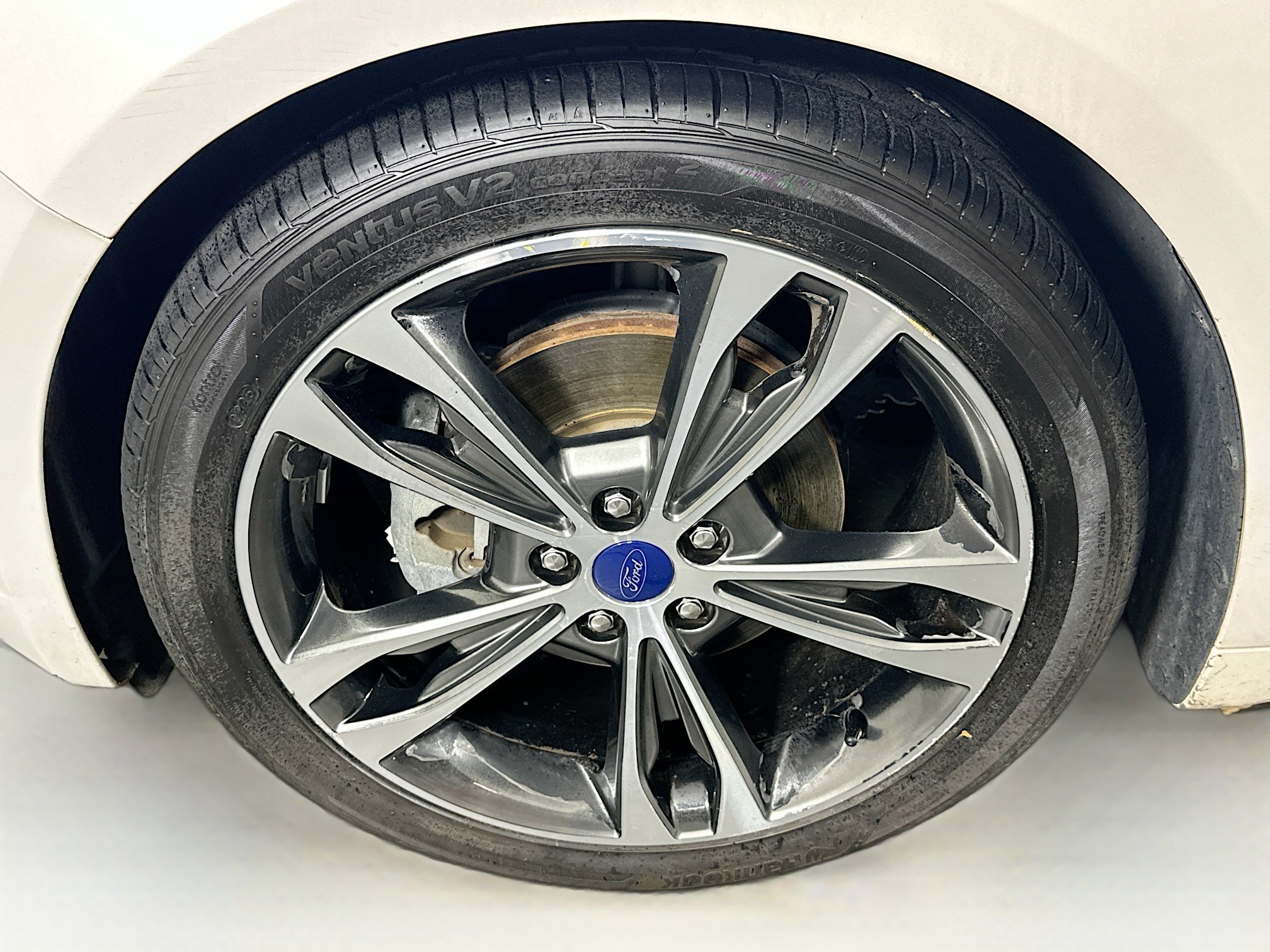 Used 2017 Ford Fusion Titanium FWD image 11