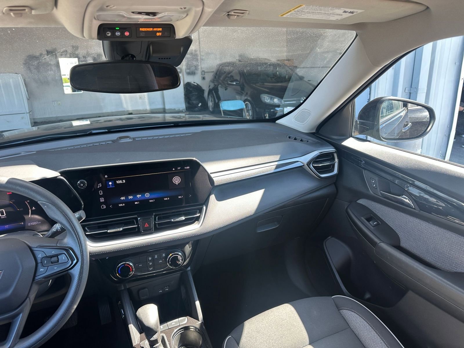 Used 2024 Chevrolet TrailBlazer LT w/ Driver Confidence Package image 33