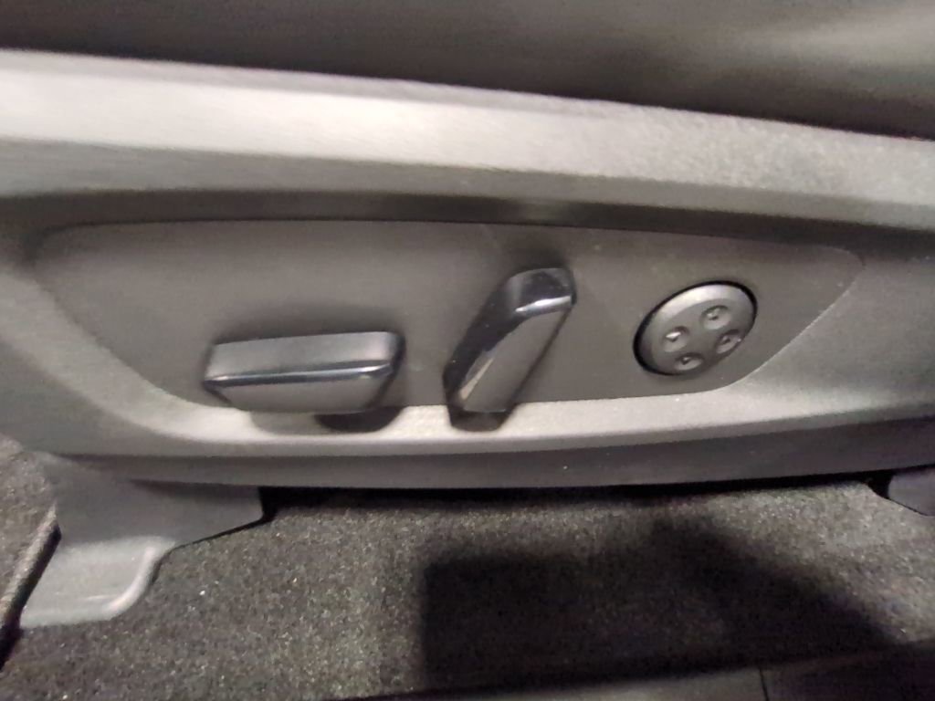 Used 2026 INFINITI QX60 Sport w/ Dark Cargo Package image 12