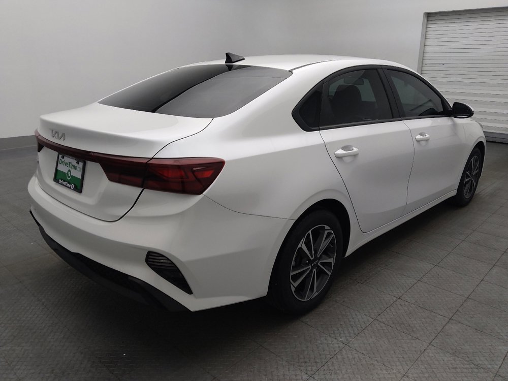 Used 2024 Kia Forte LXS w/ LXS Technology Package image 9