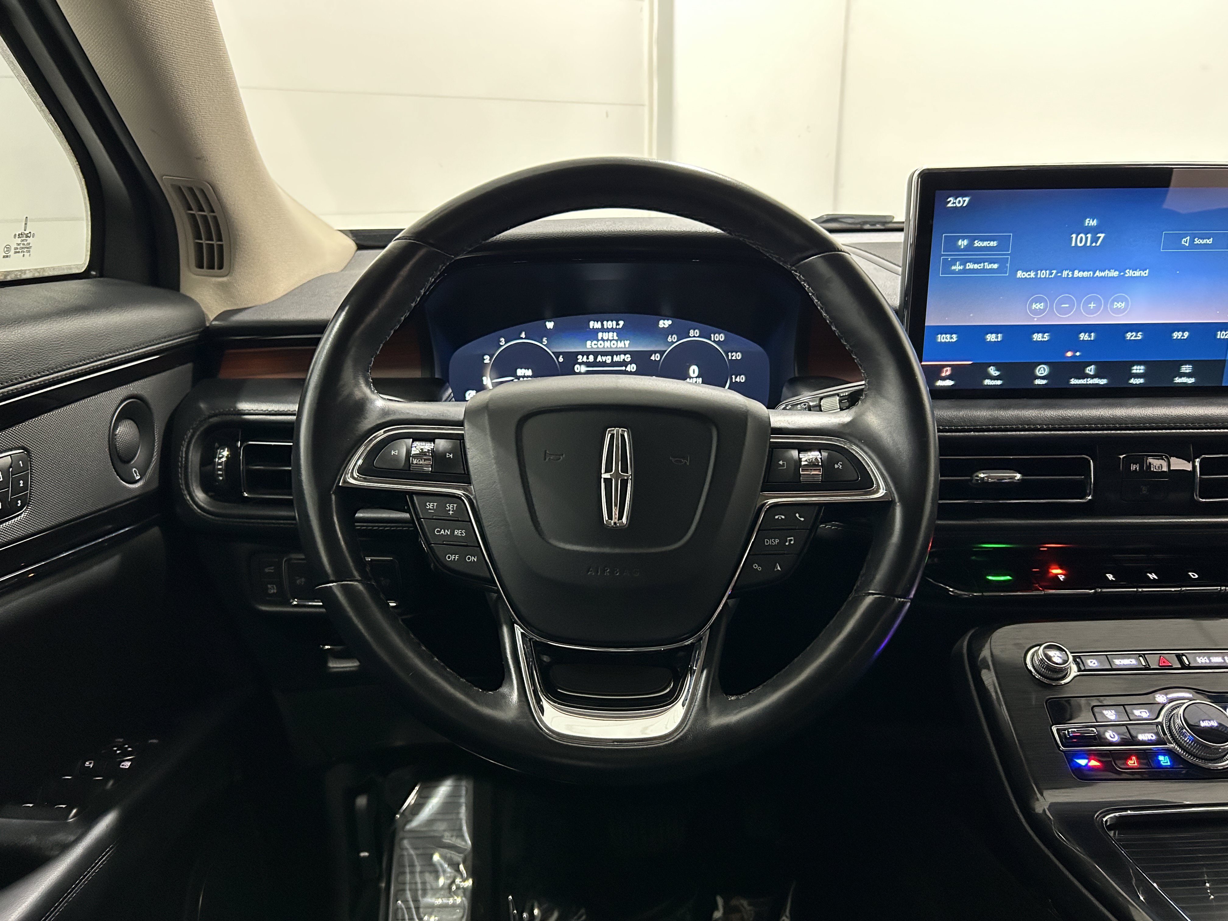 Used 2021 Lincoln Nautilus Reserve w/ Monochromatic Package AWD/4WD image 12