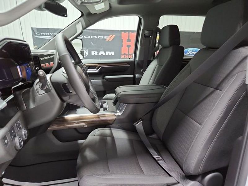 New 2025 Chevrolet Silverado 2500 LT w/ Trail Boss Package image 19