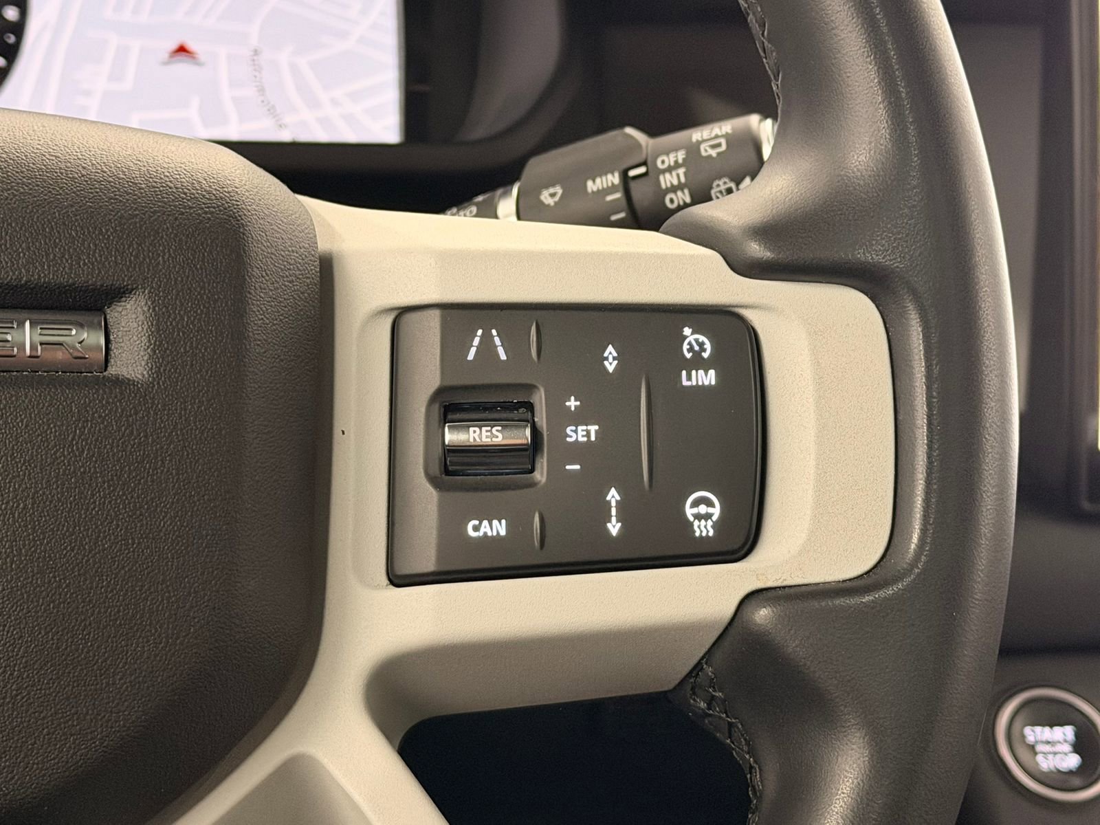 Used 2025 Land Rover Defender 110 S AWD/4WD image 20