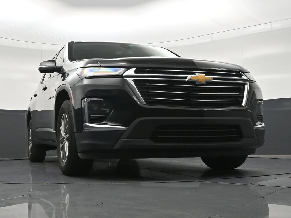 Used 2023 Chevrolet Traverse LT FWD image 30