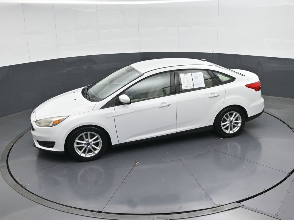 Used 2015 Ford Focus SE image 44