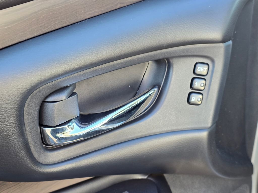 Used 2019 Nissan Murano Platinum w/ Cargo Package image 22