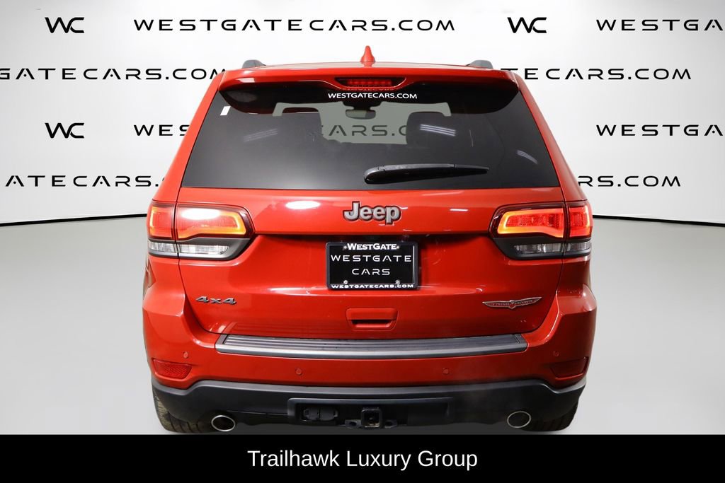 Used 2018 Jeep Grand Cherokee Trailhawk w/ Trailhawk Luxury Group image 4