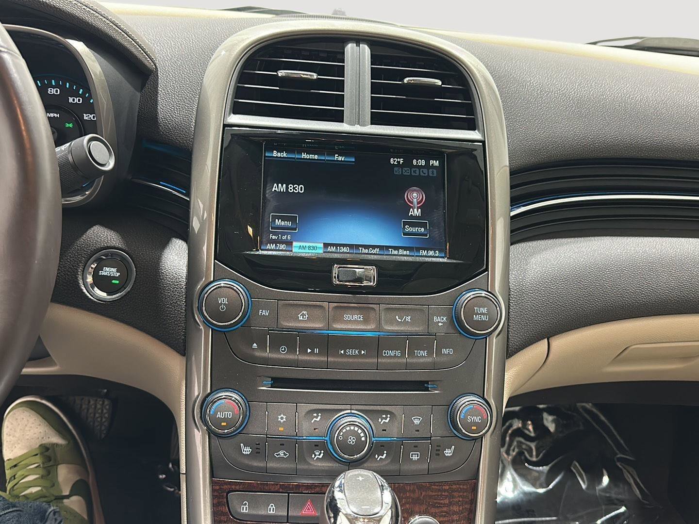 Used 2013 Chevrolet Malibu LTZ FWD image 12