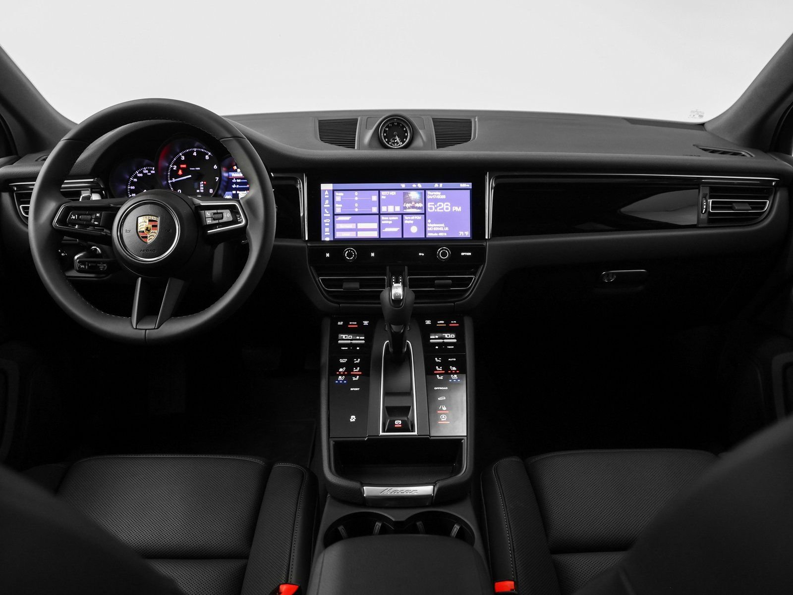 Certified 2025 Porsche Macan image 27