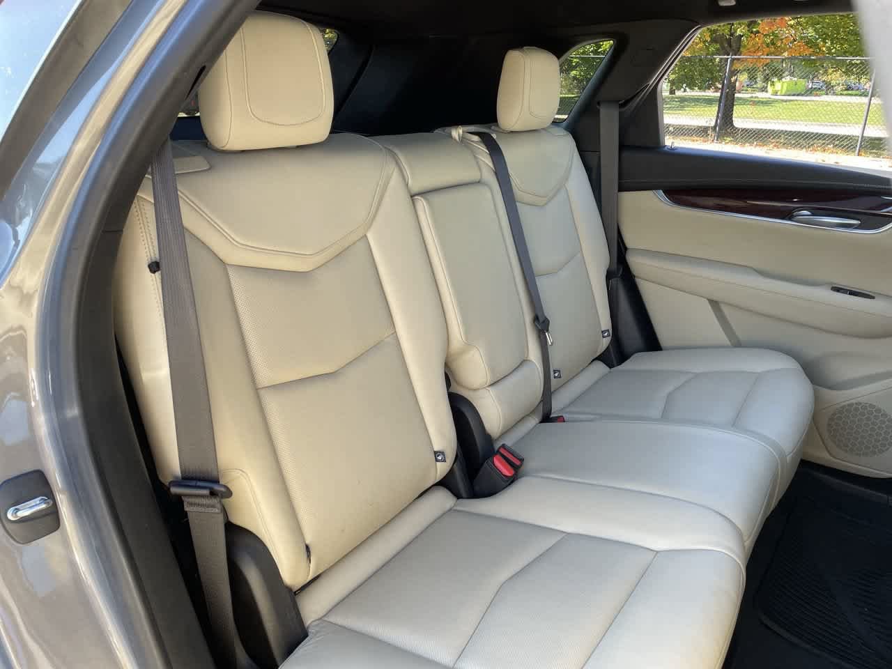 Used 2018 Cadillac XT5 Luxury AWD/4WD image 15