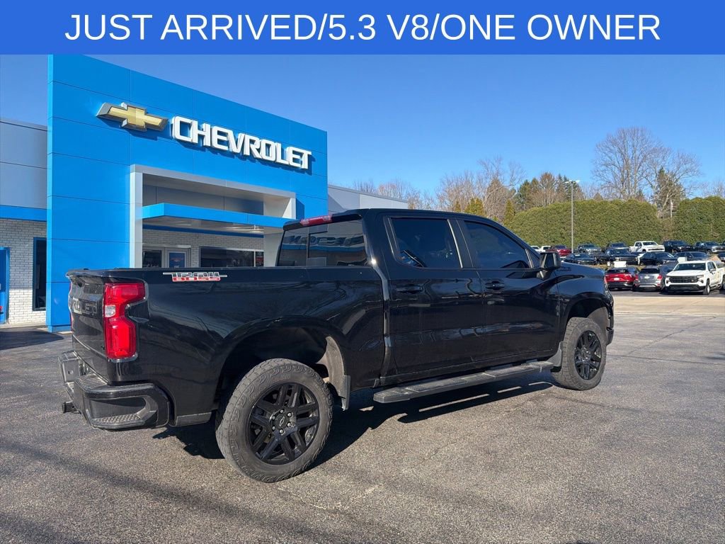 Used 2023 Chevrolet Silverado 1500 LT Trail Boss w/ Convenience Package II image 2