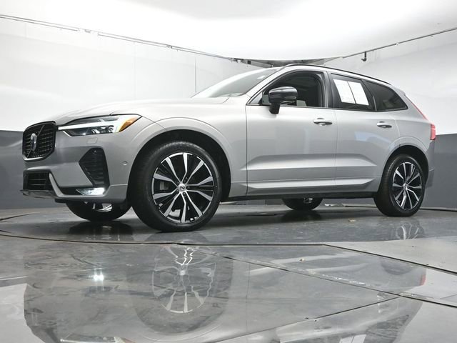 Used 2023 Volvo XC60 B5 Plus w/ Climate Package image 35