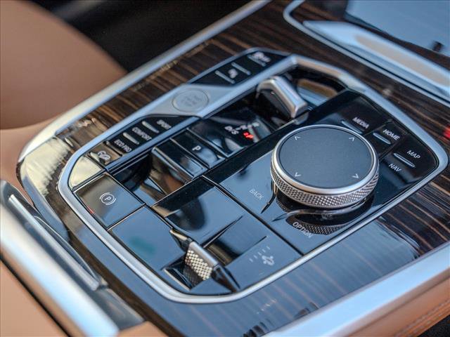 Used 2026 BMW X7 xDrive40i image 30