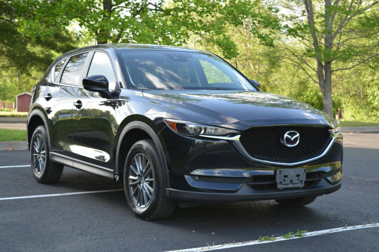 Used 2017 MAZDA CX-5 Touring w/ Preferred Equipment Package AWD/4WD image 3