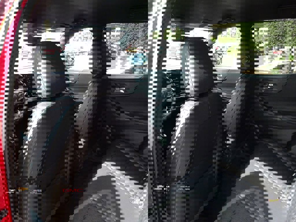 New 2026 Chevrolet Equinox LT w/ Convenience Package II image 19