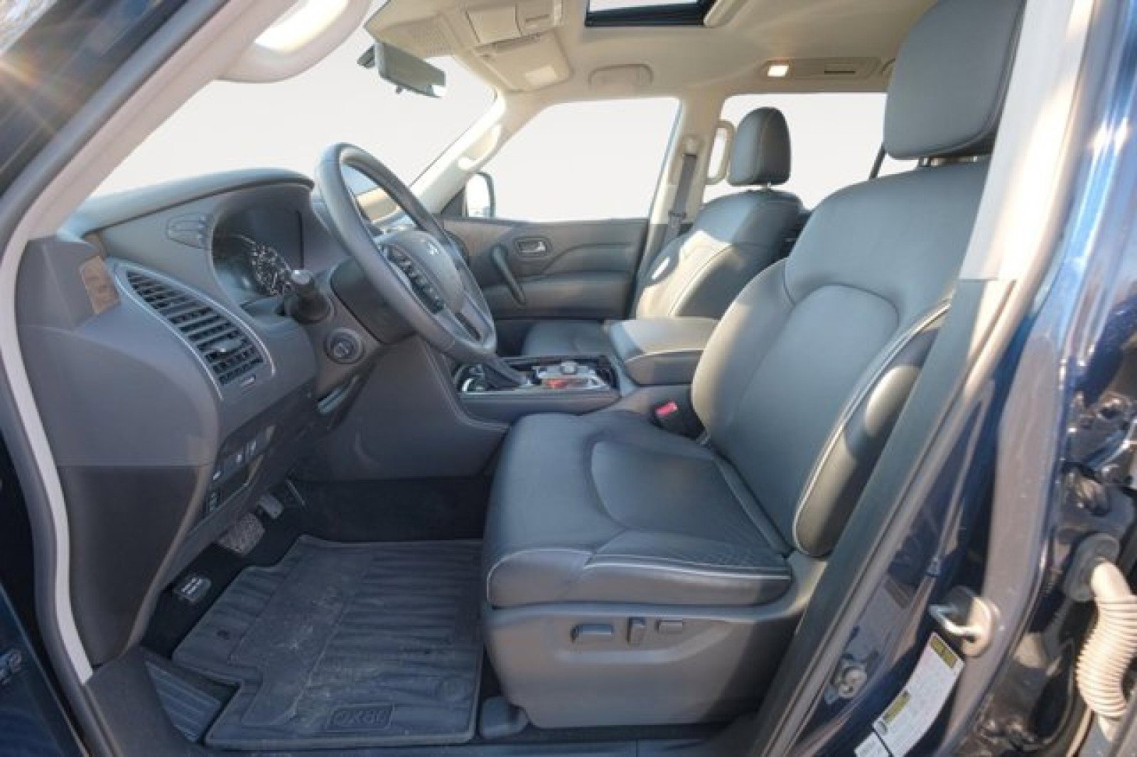 Certified 2023 INFINITI QX80 Premium Select w/ Cargo Package image 12