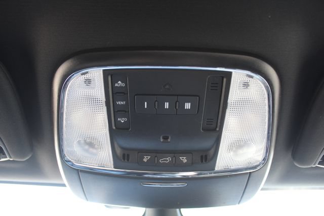 Used 2021 Jeep Grand Cherokee Limited w/ Quick Order Package 28K 80th AWD/4WD image 34