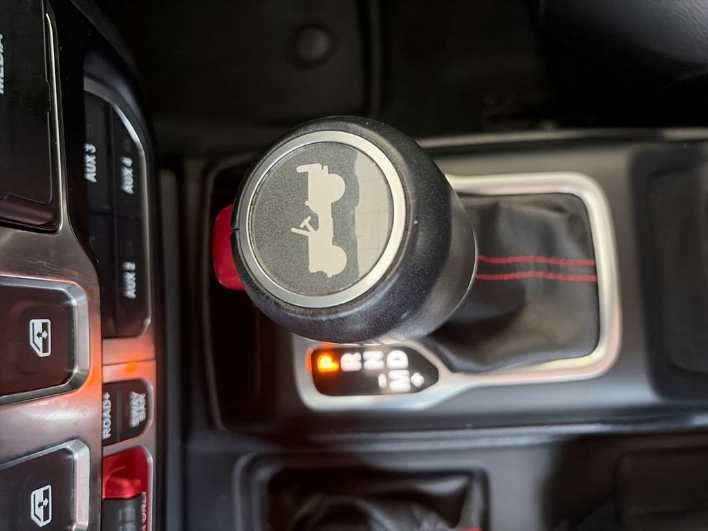 Used 2021 Jeep Wrangler Rubicon AWD/4WD image 16