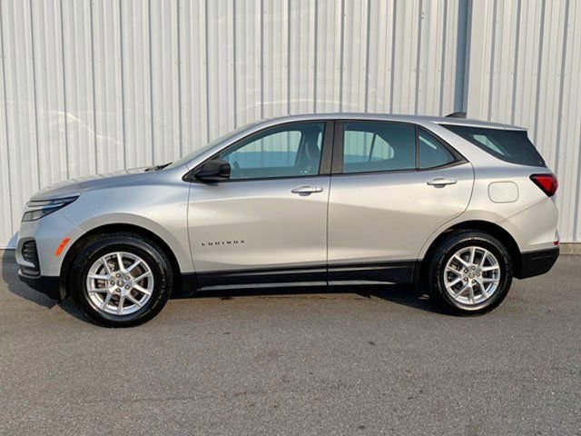 Used 2022 Chevrolet Equinox LS image 7