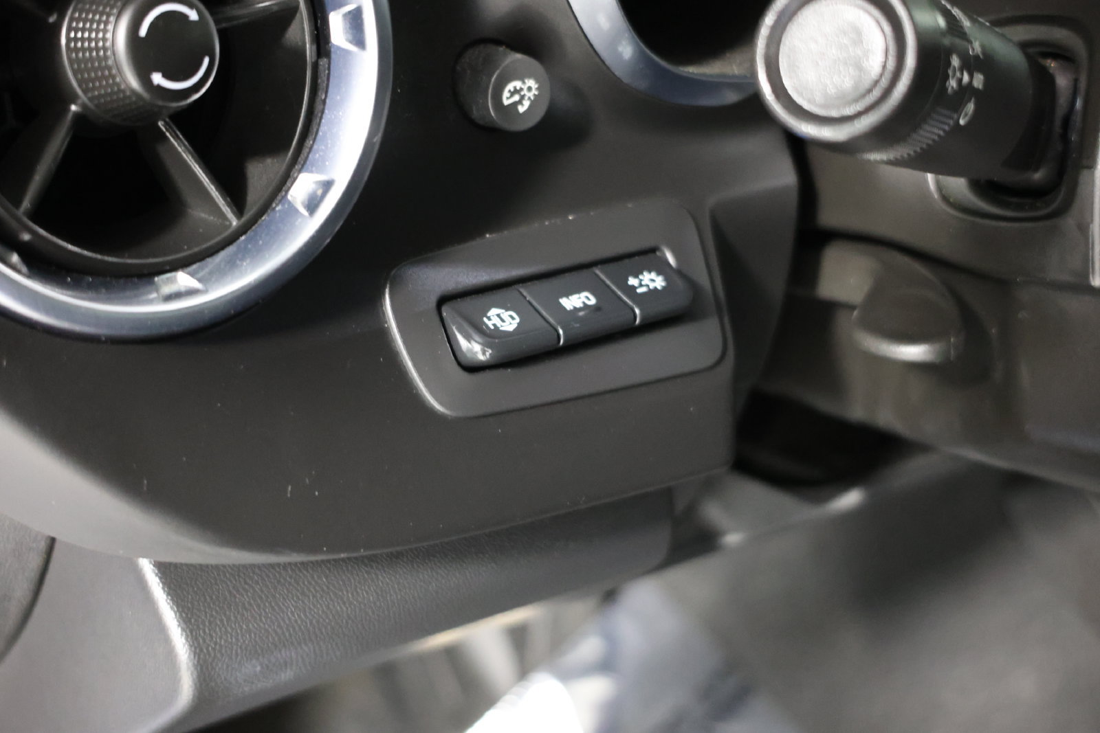 Used 2022 Chevrolet Camaro SS RWD image 23
