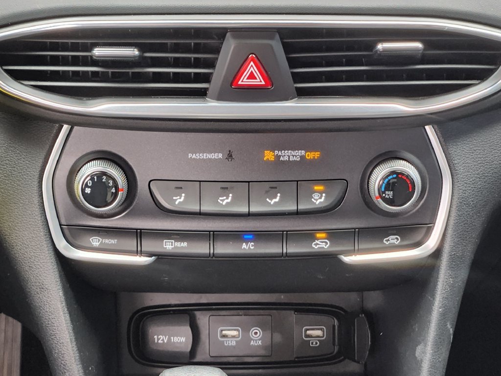 Used 2020 Hyundai Santa Fe SE AWD/4WD image 21