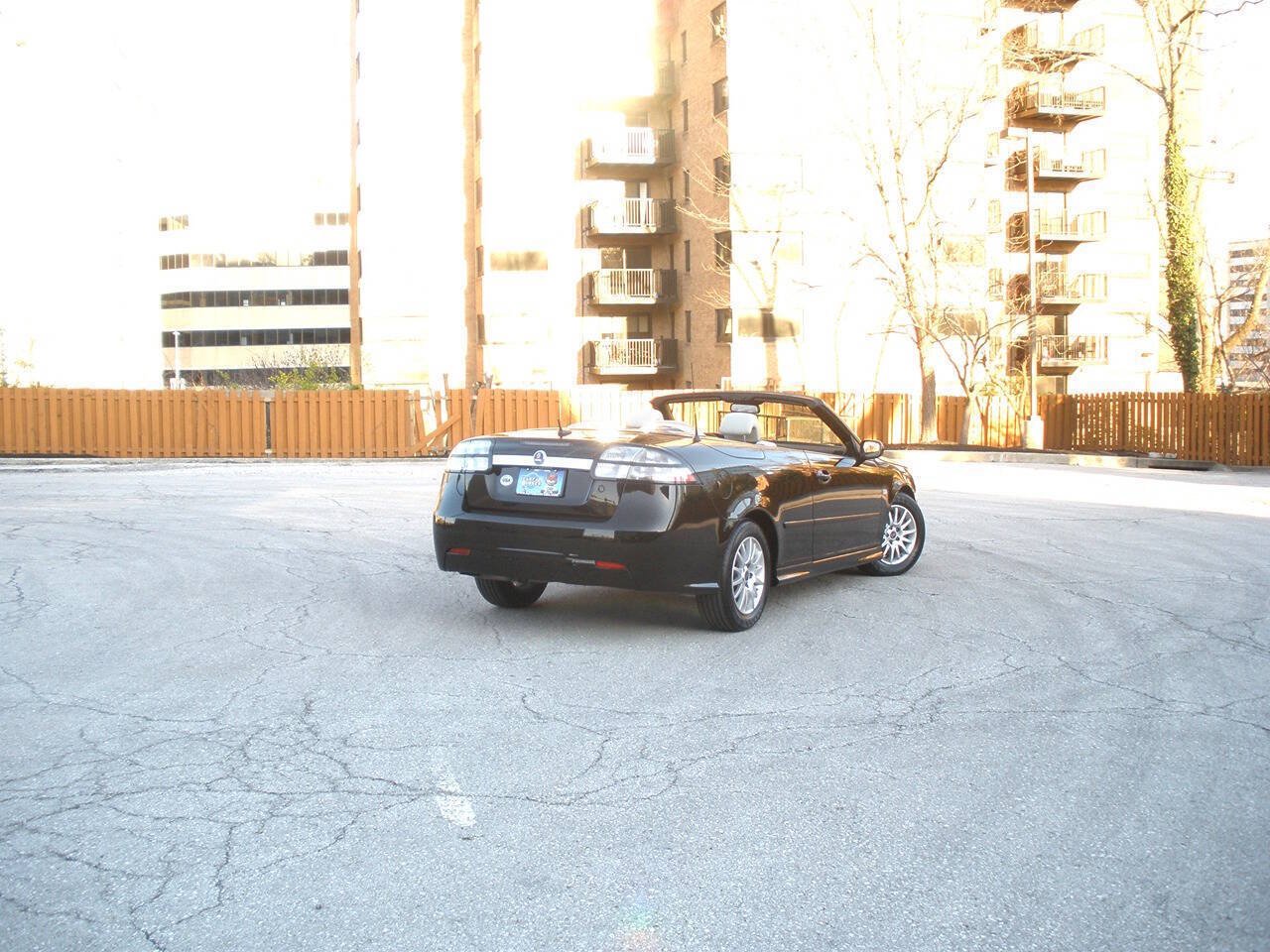 Used 2009 Saab 9-3 2.0T w/ Cold Weather Package FWD image 18