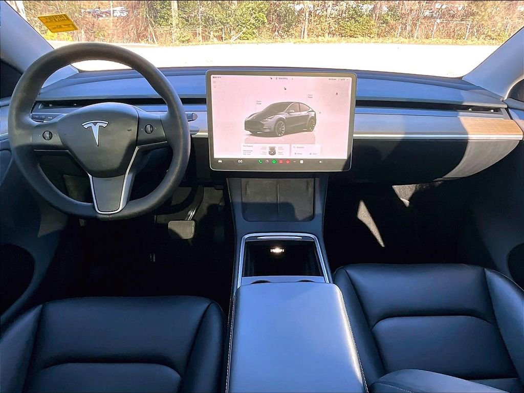 Used 2023 Tesla Model Y Long Range image 13