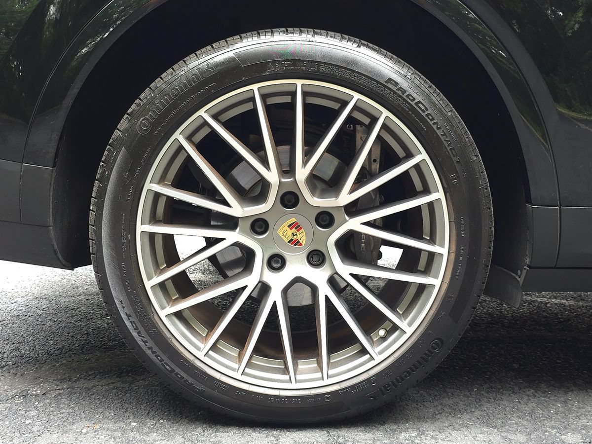 Used 2023 Porsche Cayenne Platinum Edition AWD/4WD image 67