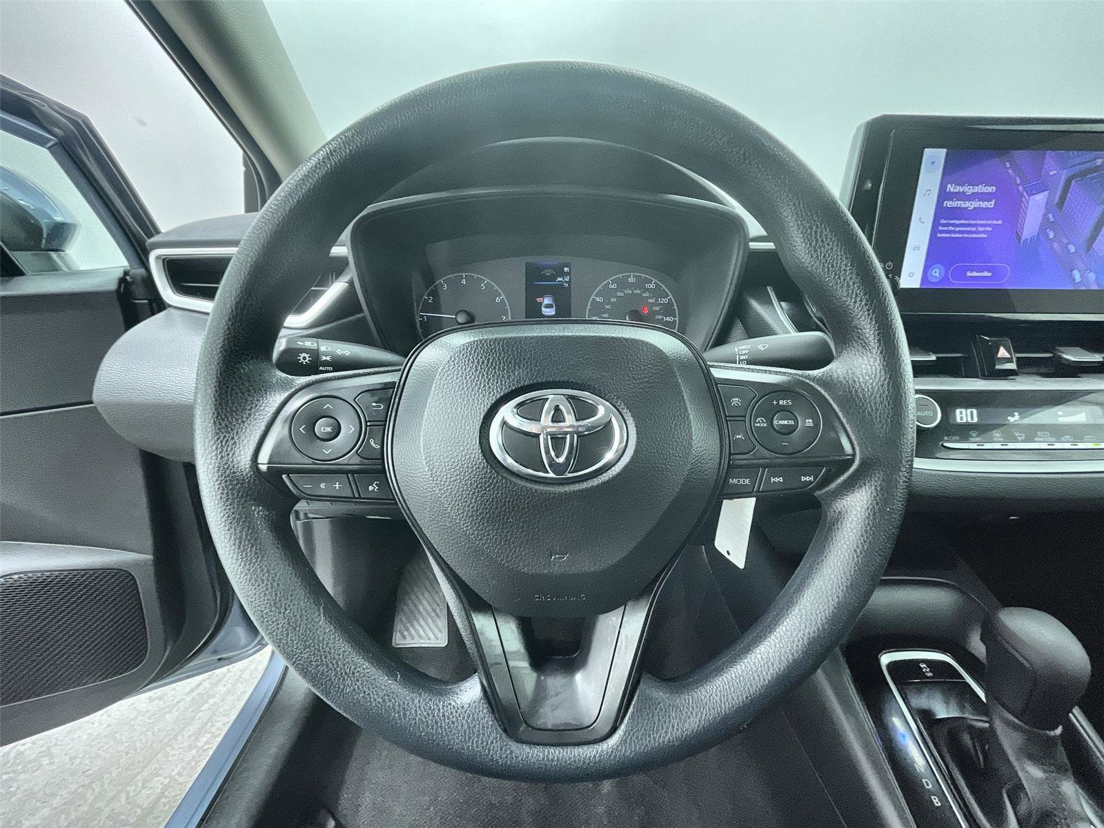 Used 2024 Toyota Corolla LE image 2