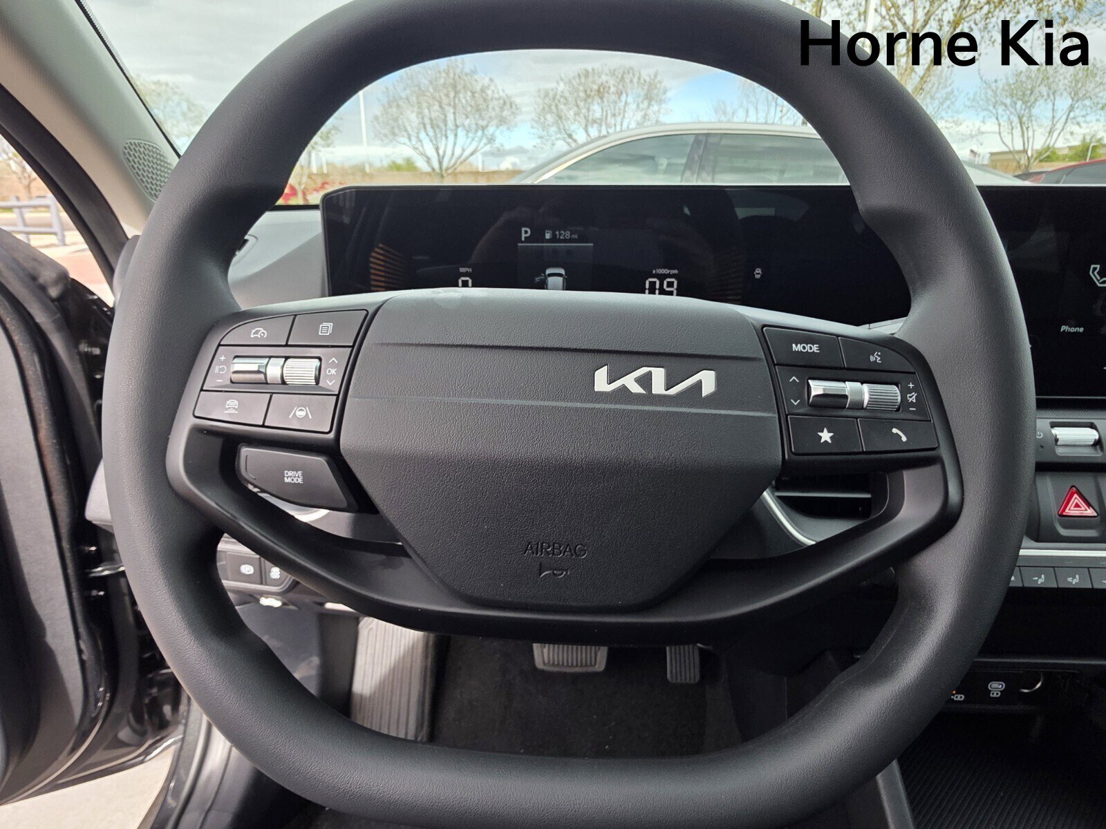 New 2026 Kia K4 LXS image 21