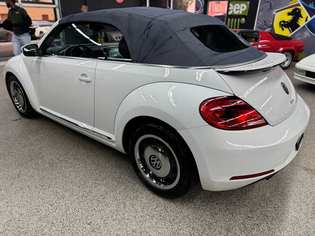 Used 2016 Volkswagen Beetle 1.8T Denim image 11