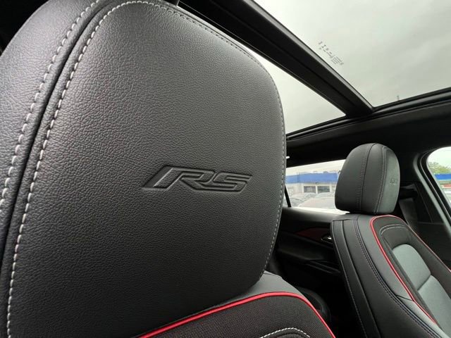 Used 2025 Chevrolet Equinox EV RS w/ Convenience Package II image 26