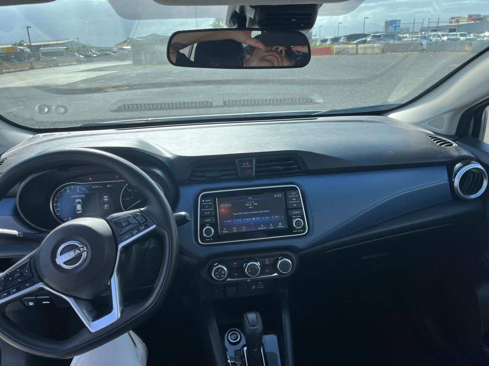 Used 2025 Nissan Versa SV FWD image 28