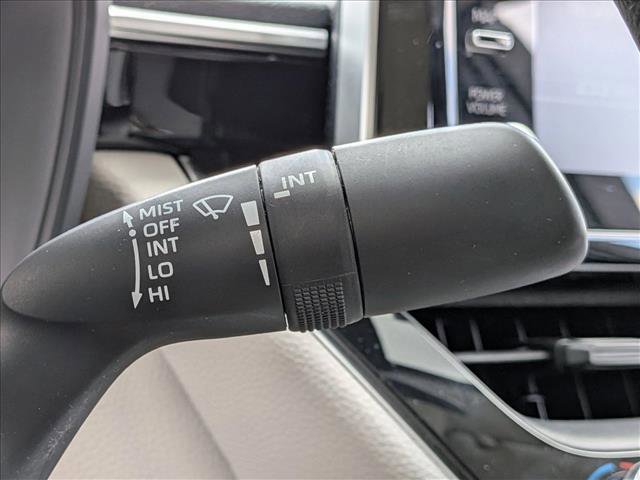 Used 2021 Toyota Corolla LE FWD image 10