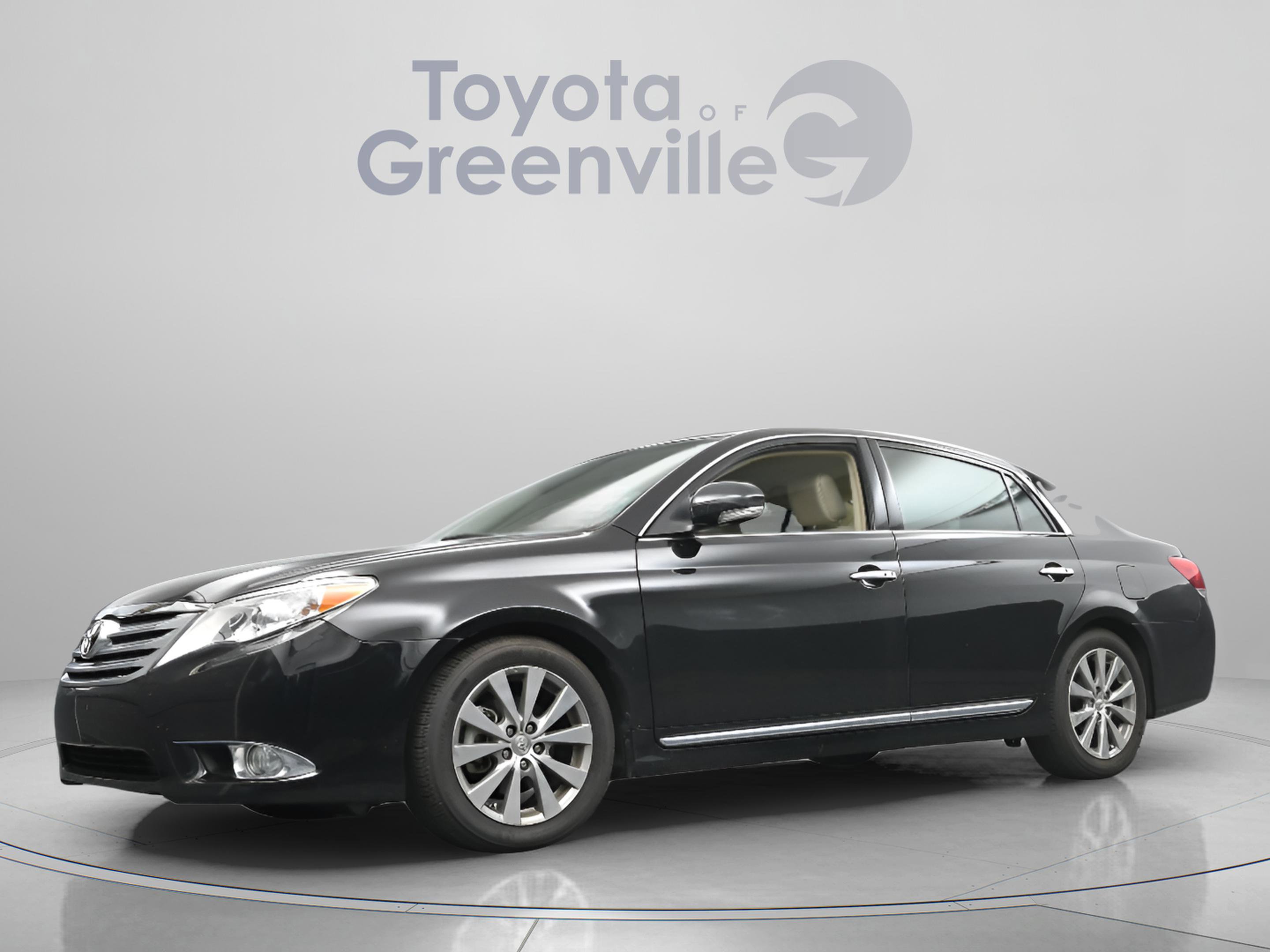 Used 2011 Toyota Avalon Limited FWD image 1