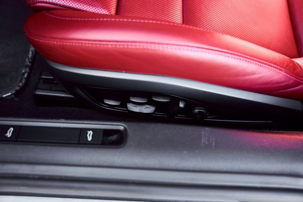 Used 2021 Porsche 911 Turbo S AWD/4WD image 34