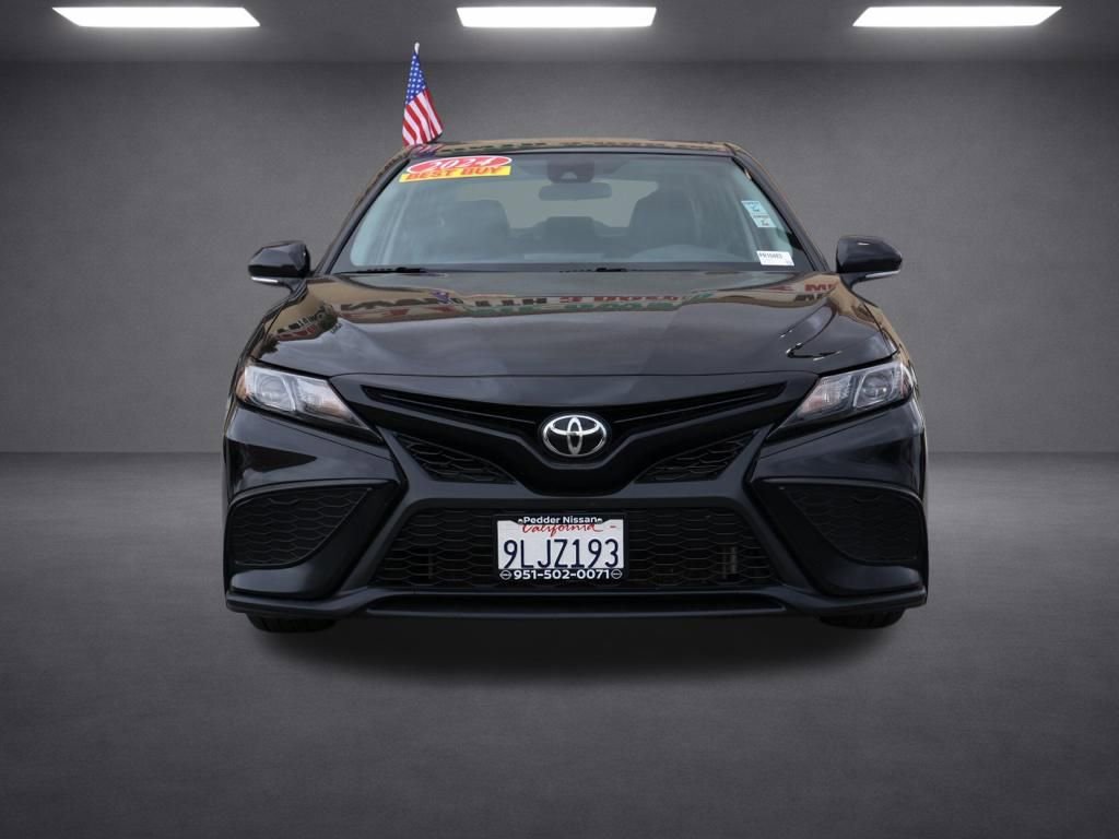 Used 2024 Toyota Camry SE FWD image 9