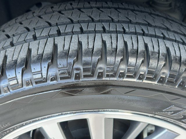 Used 2021 Nissan Armada SL w/ Captain's Chairs Package image 29