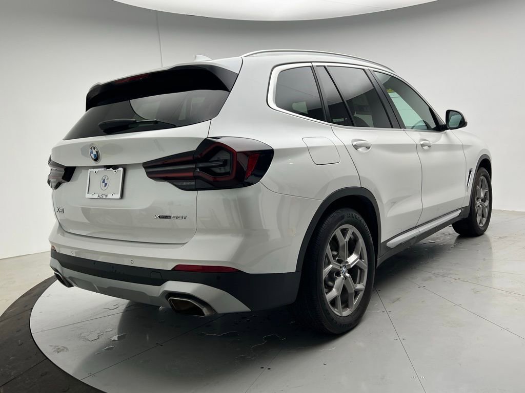 Certified 2022 BMW X3 xDrive30i image 3