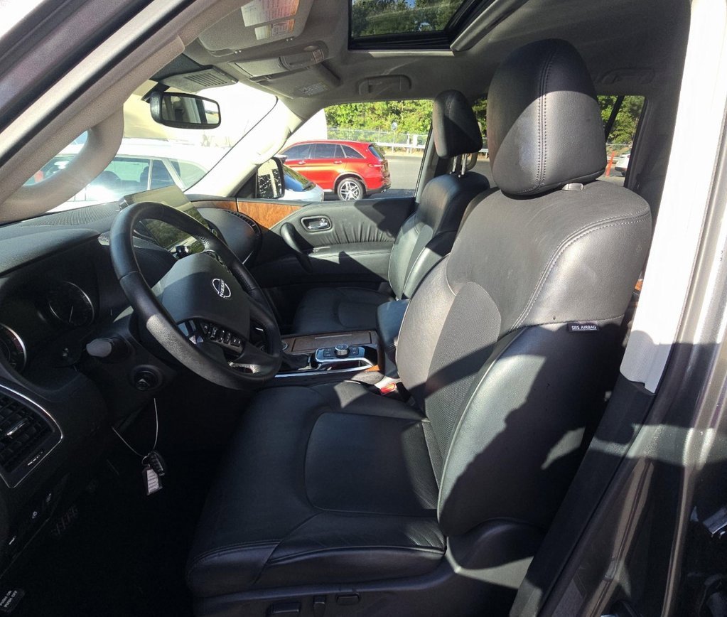 Used 2024 Nissan Armada SL w/ Captain's Chairs Package image 9