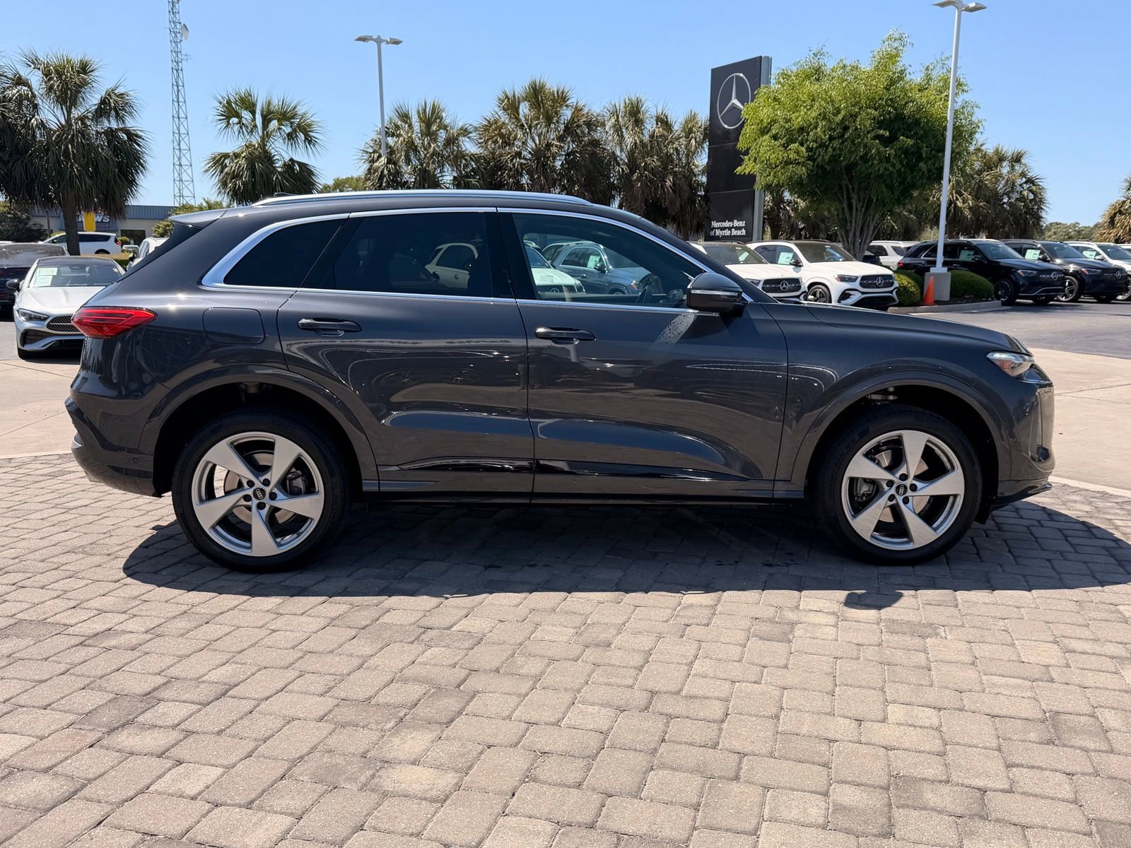 Used 2025 Audi Q5 Premium Plus image 8