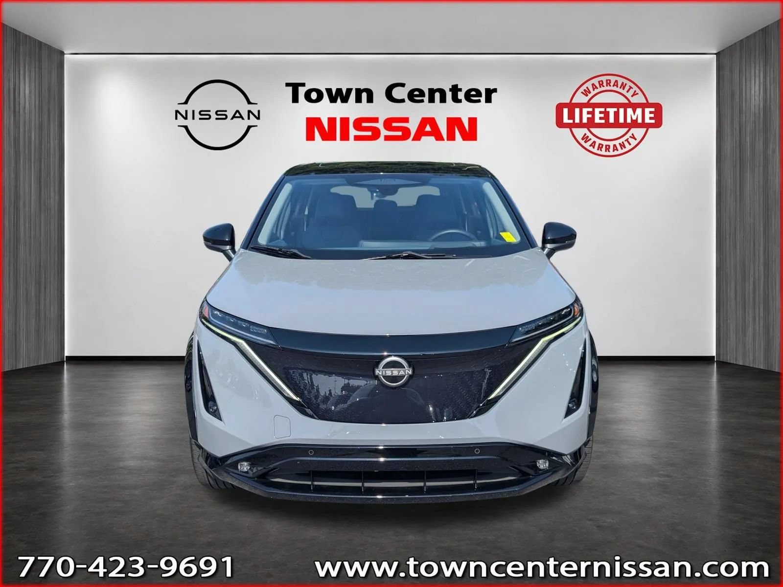 Used 2023 Nissan Ariya AWD/4WD image 2