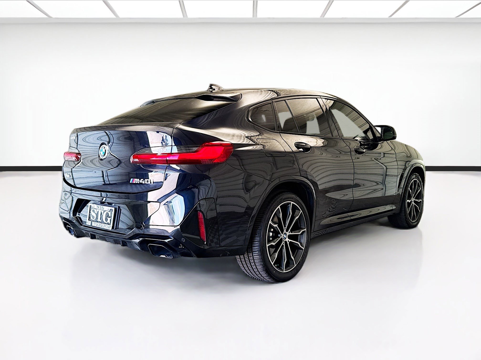 Used 2023 BMW X4 M40i w/ Premium Package AWD/4WD image 4