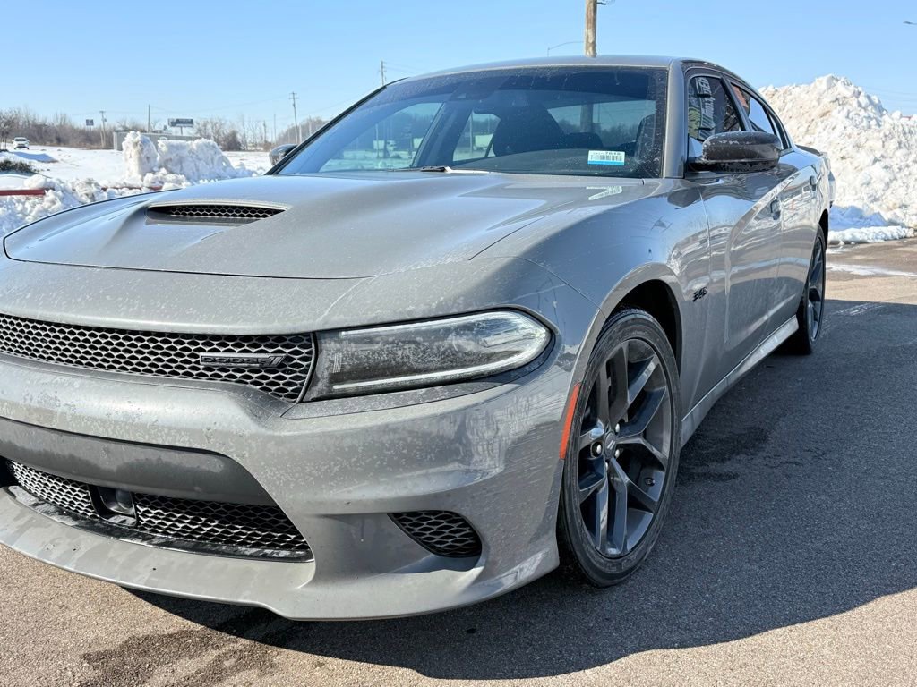 Used 2023 Dodge Charger R/T w/ Blacktop Package RWD image 2
