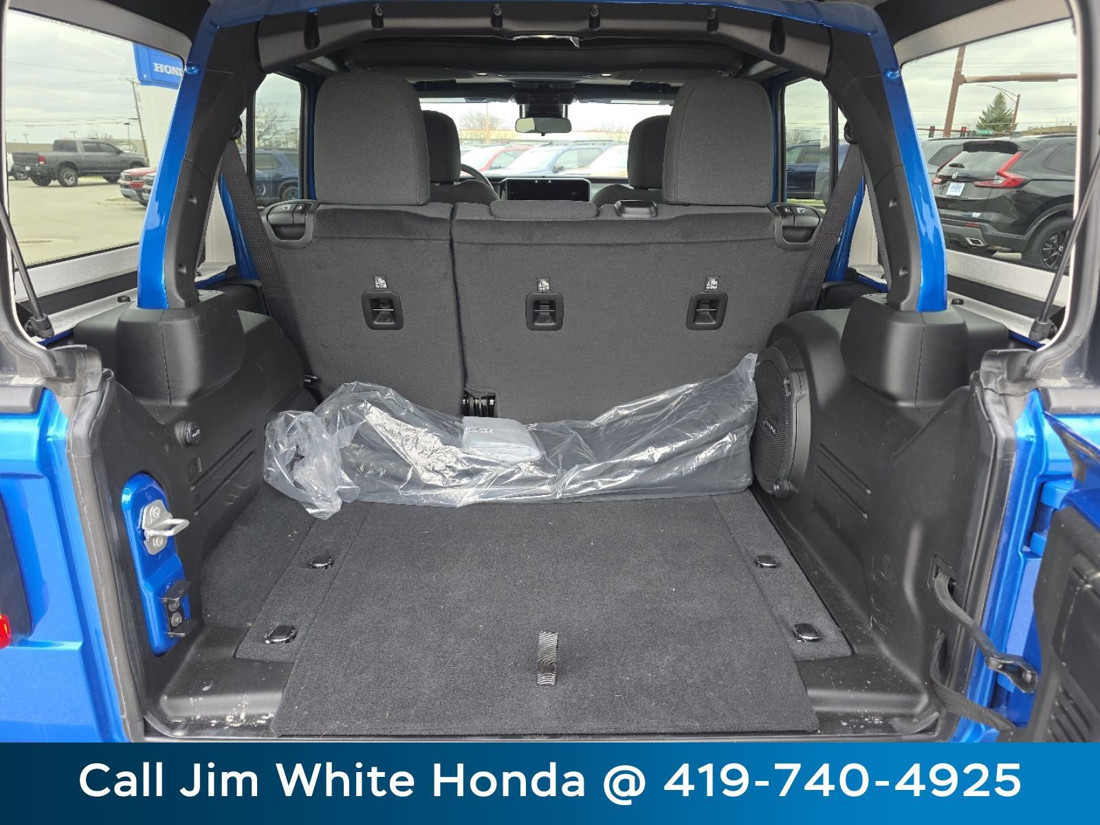 Used 2024 Jeep Wrangler Sport S image 20